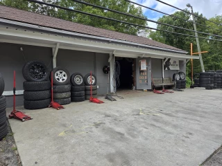 KNOXVILLE TIRE