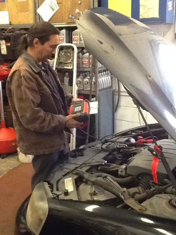 Tom's Service Center - photo 2