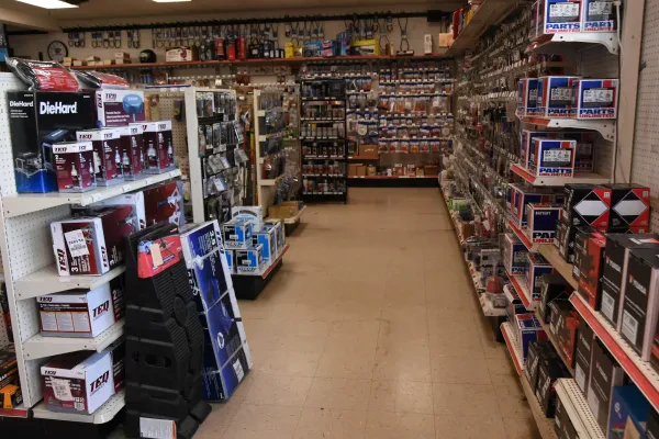 Carquest Auto Parts - CARQUEST of Reedsburg - photo 4