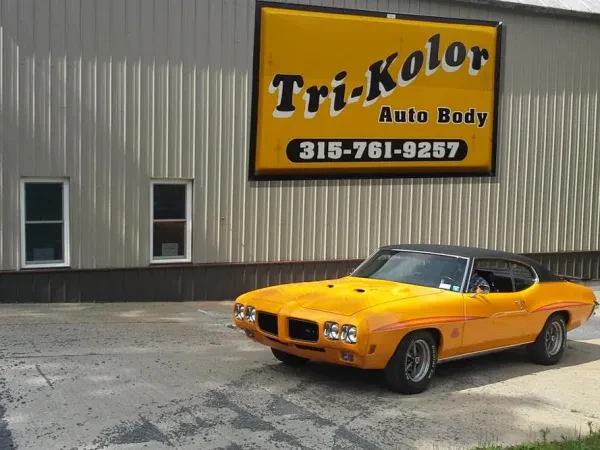Tri-Kolor Auto Body - photo 2