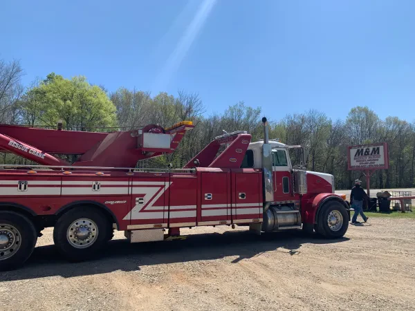 M & M Wrecker Service, LLC - photo 2