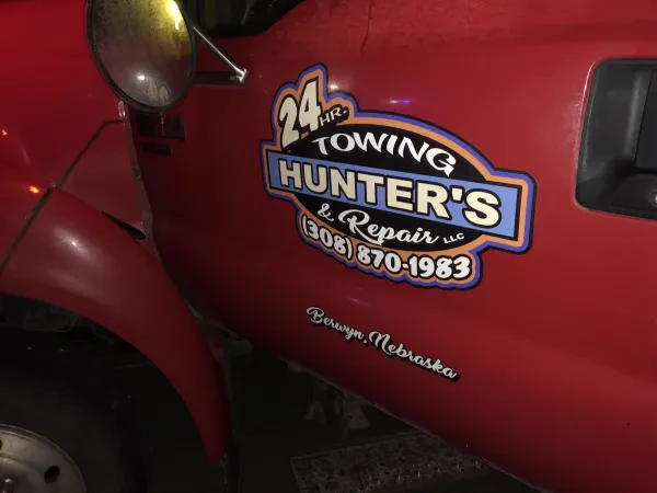 Hunter's Towing and Repair, LLC - photo 4