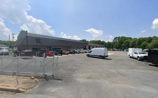 Newburg Service Center Inc - photo 4
