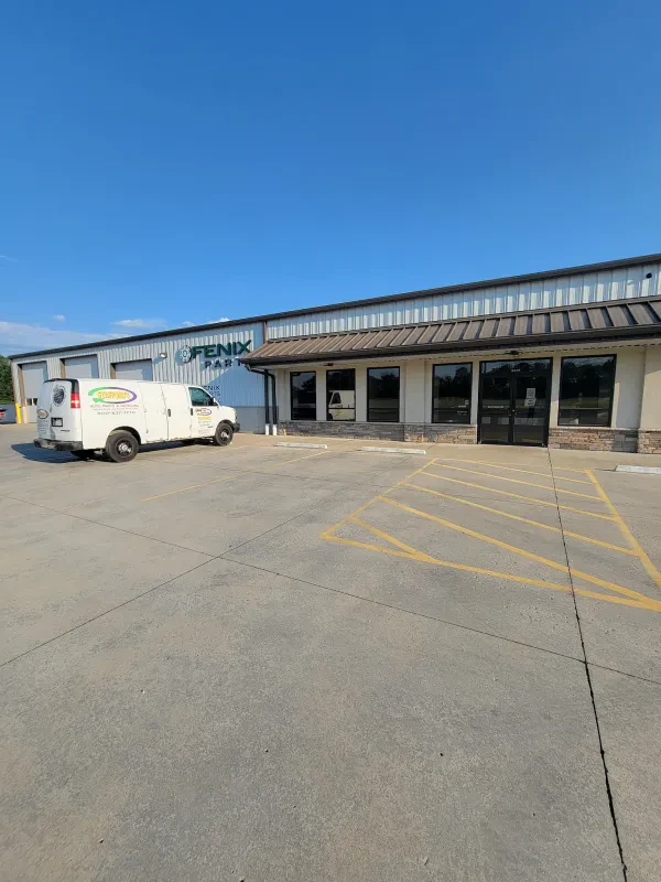 Fenix Parts Cincinnati (Previously Reno's Auto Parts) - photo 3