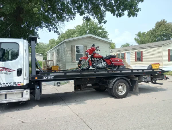 Miles Towing and Recovery - photo 2