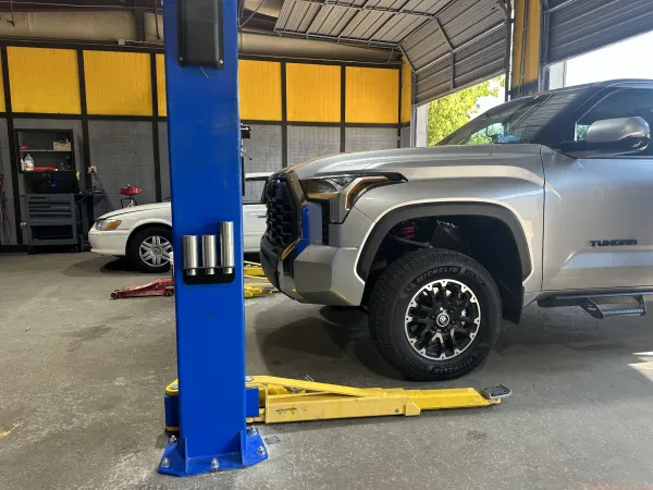 TOP TIRES & AUTO REPAIR - photo 2