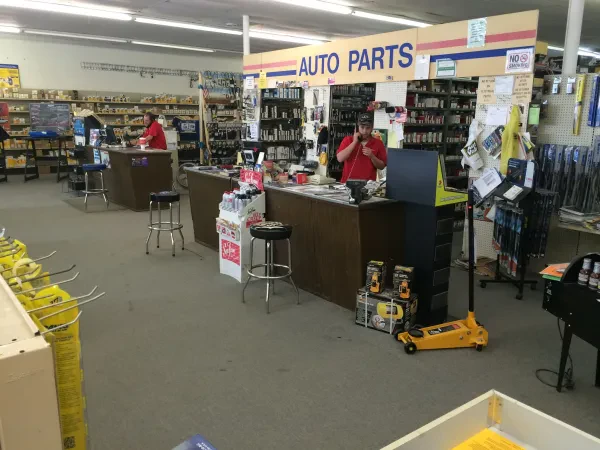 Arnold Motor Supply - photo 2