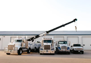 Kizer Collision & Towing