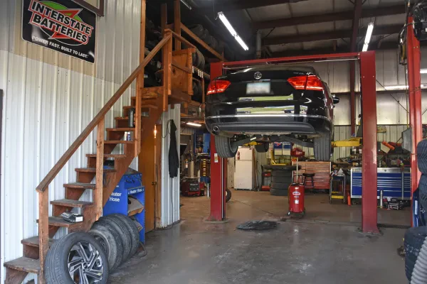 La Crescent Auto Repair - photo 2