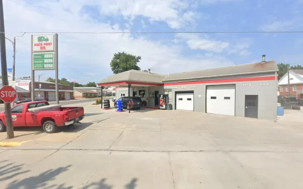Rock Port Oil & Tire - photo 4