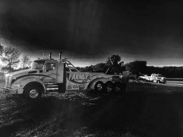 Farney's Service Center - photo 4