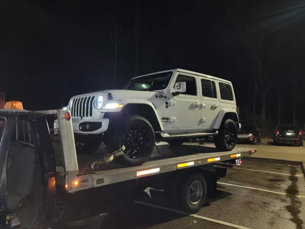 B&B Towing and Recovery LLC - photo 4