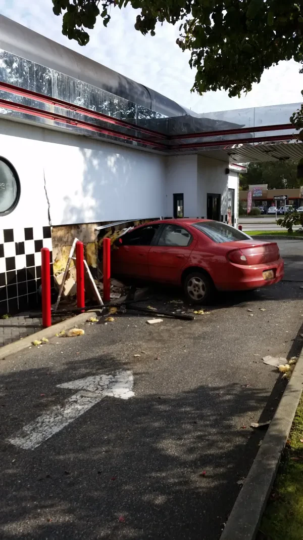 Cut Rate Towing @ Croces Auto Body - photo 4