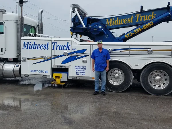 Midwest Truck Sales & Service Inc - photo 2