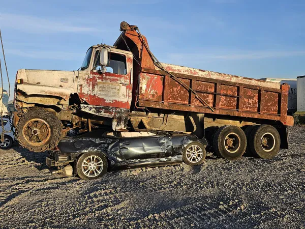 Midwest Truck Sales & Service Inc - photo 3