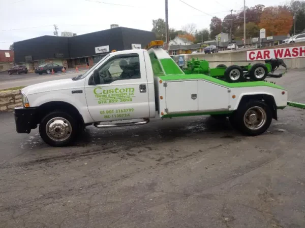 Custom Towing & Recovery, LLC - photo 4