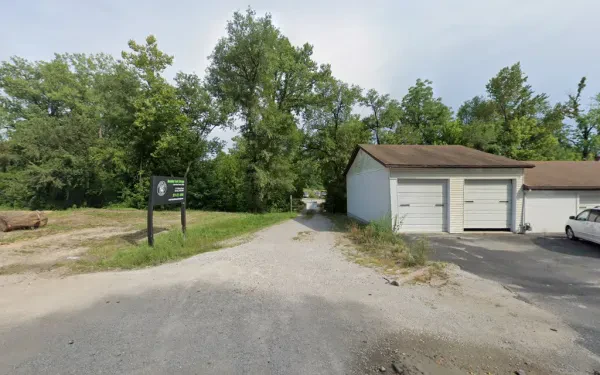 Hannibal Auto Salvage LLC - photo 2