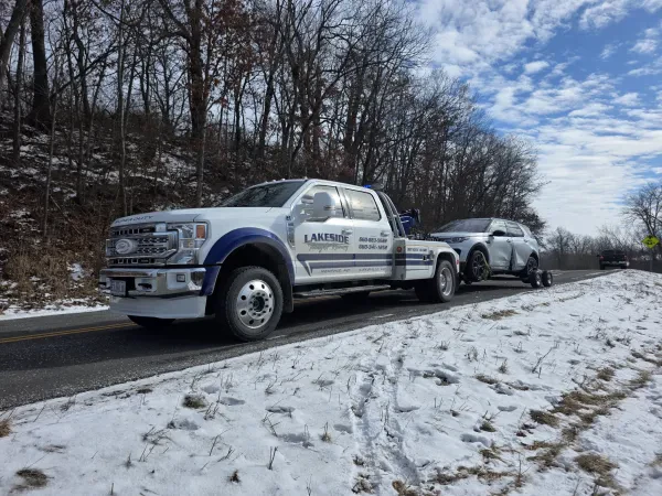 Lakeside Towing Kirksville - photo 4