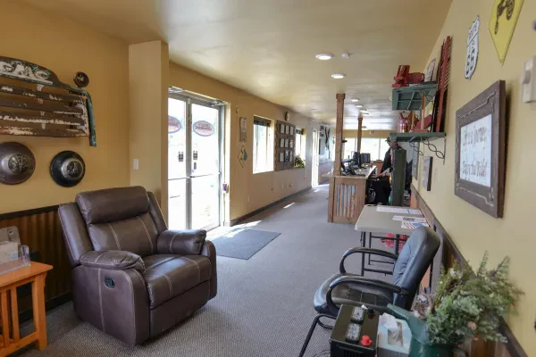Ernie's Automotive - photo 3