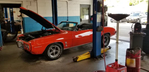 VanDervort Service Center - photo 3