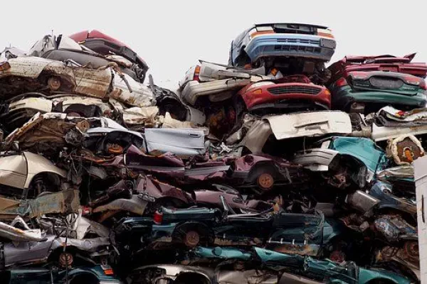 Baker's Towing and Auto Salvage - photo 3