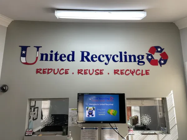 United Recycling of Cumming, LLC - photo 2