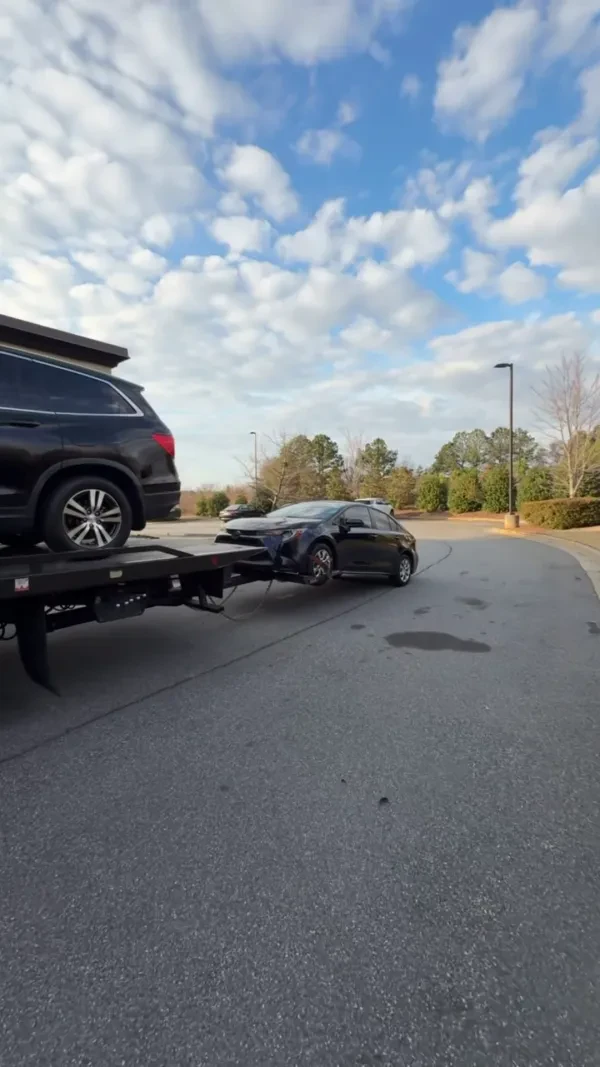 Tick Tock Towing - photo 2