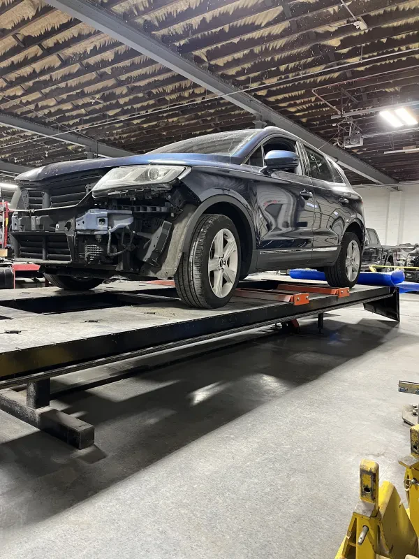 Dave's Body Shop & Towing - photo 3