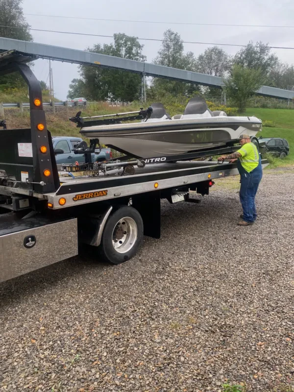 Moose's Towing & Auto Repair - photo 2