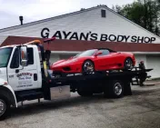 Gayan's Auto Body & Towing