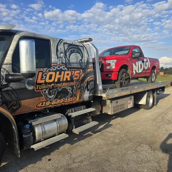 Lohr's Towing & Recovery LLC - photo 2