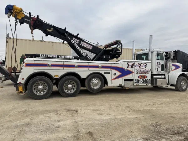 T&S Towing & Recovery - photo 3