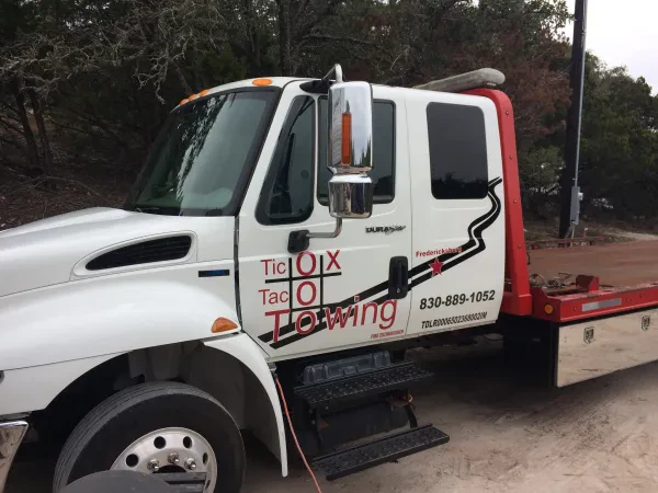 Tic Tac Towing LLC - photo 3