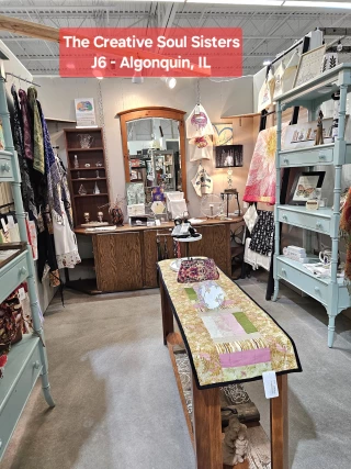 America's Antique Mall - Algonquin