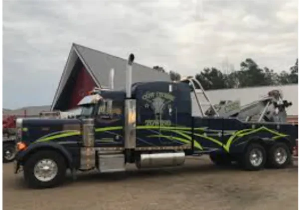 Cow Creek Towing & Recovery - photo 4