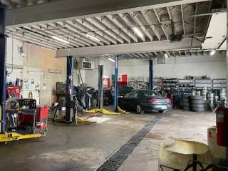 Rojas Towing Auto Repair LLC JunkYard in Aurora (IL) - photo 4