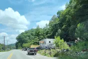 Leedy's Garage