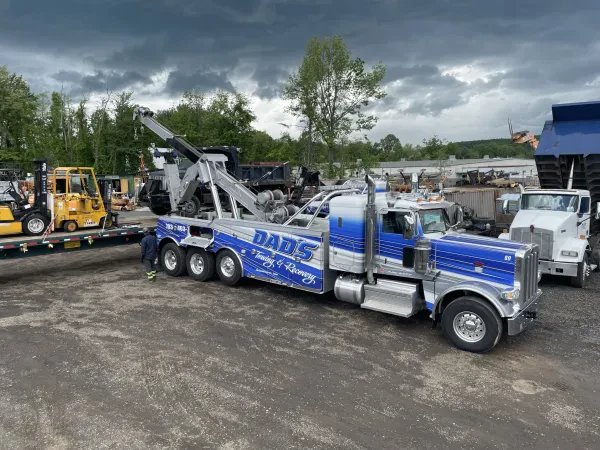 Dad's Towing Service - photo 3