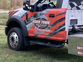 River Town Towing & Recovery LLC