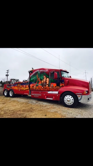 Johnson's Wrecker Service LLC