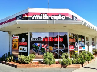 Smith Auto Parts (Visalia)