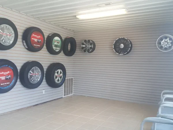 Marks Tire Bargains Inc. - photo 3