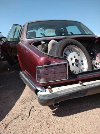 Chevy Auto JunkYard in Pueblo (CO) - photo 2
