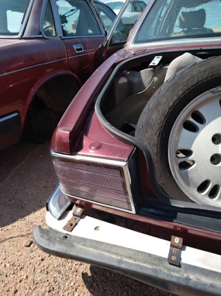 Chevy Auto JunkYard in Pueblo (CO) - photo 3