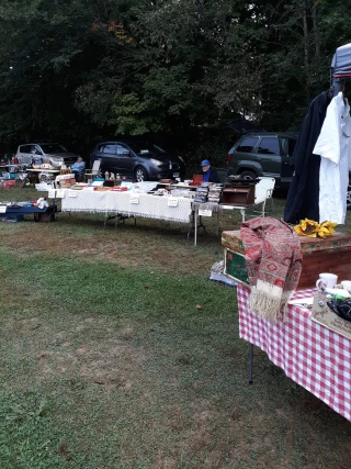 The Woodbury Flea Market