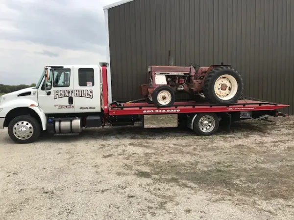 Flint Hills Towing Inc - photo 3