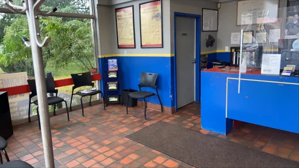 Monro Auto Service and Tire Centers - photo 3
