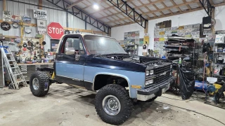 J&J CARS LLC AUTO SALVAGE