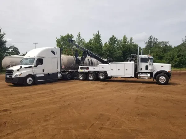 Alberts Towing & Transport - photo 2