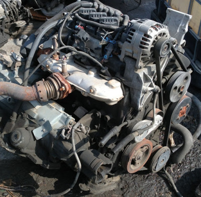 Dave's Auto & Truck Dismantling JunkYard in Duarte (CA) - photo 3